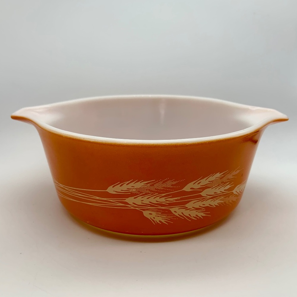 Vintage Pyrex Autumn Harvest Wheat Retro Mixing Bowl Dish Orange & White 750 ml